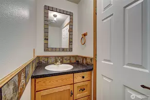 20301 NE 225th Ave, Brush Prairie, WA 98606 - Photo 12