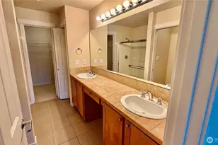 5583 Lakemont Blvd SE, Bellevue, WA 98006 - Photo 14