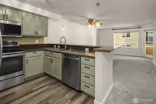 12534 15th Ave NE, Seattle, WA 98125 - Photo 10