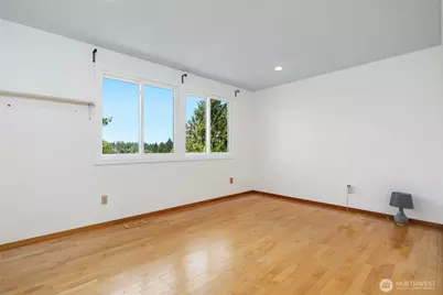 8808 NE 14th Street, Clyde Hill, WA 98004 - Photo 24