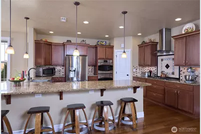 404 Coyote Ridge Dr, Walla Walla, WA 99362 - Photo 8