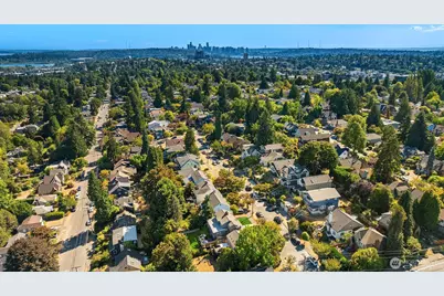 7346 19th Avenue NE, Seattle, WA 98115 - Photo 36
