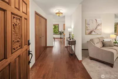 13233 SE 51st Place, Bellevue, WA 98006 - Photo 8
