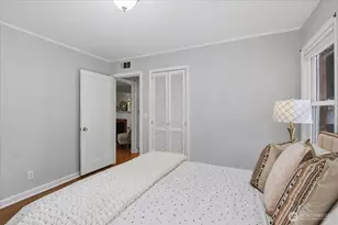 11058 17th Ave NE, Seattle, WA 98125 - Photo 12