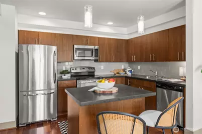 4547 8th Avenue NE #504, Seattle, WA 98105 - Photo 16
