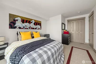4547 8th Avenue NE #504, Seattle, WA 98105 - Photo 20