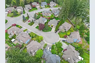 3122 235th Avenue SE, Sammamish, WA 98075 - Photo 2