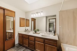 16014 Village Green Dr SE, Mill Creek, WA 98012 - Photo 14