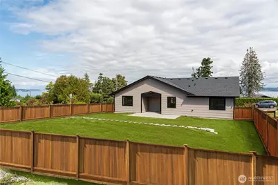 1890 Cascade View Drive, Camano Island, WA 98282 - Photo 28