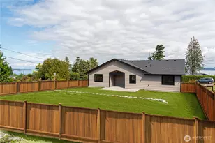 1890 Cascade View Dr, Camano Island, WA 98282 - Photo 28