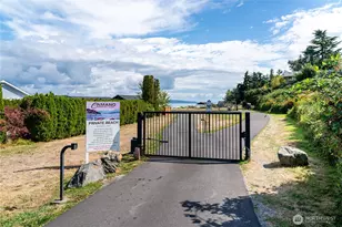 1890 Cascade View Dr, Camano Island, WA 98282 - Photo 32