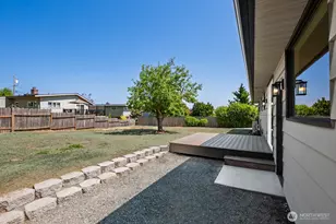 4960 Vesper Dr, Everett, WA 98203 - Photo 6