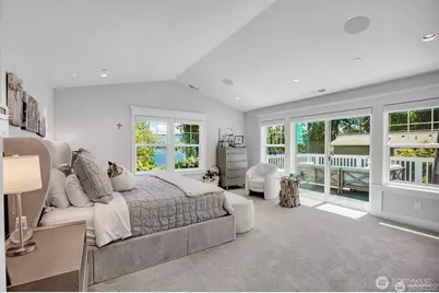 9950 SE 39th Street, Mercer Island, WA 98040 - Photo 16