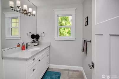 9950 SE 39th Street, Mercer Island, WA 98040 - Photo 24