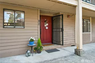 20131 61st Pl W, Lynnwood, WA 98036 - Photo 1