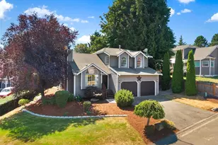 1725 SW 323rd St, Federal Way, WA 98023 - Photo 2