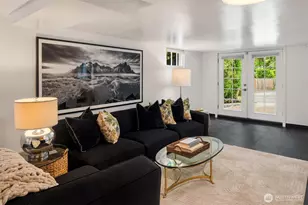 10303 15th Ave NE, Seattle, WA 98125 - Photo 18