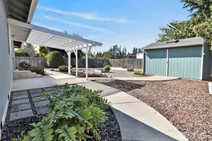 860 W Sylvester Ct, Sequim, WA 98382 - Photo 32