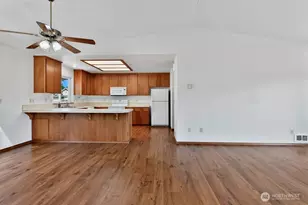 860 W Sylvester Ct, Sequim, WA 98382 - Photo 8