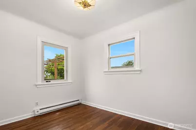 921 SW 102nd Street, Seattle, WA 98146 - Photo 14