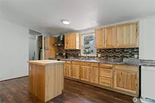 42 31st St NE, East Wenatchee, WA 98802 - Photo 10