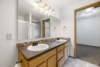 808 28th Avenue SE, Puyallup, WA 98374 - Photo 18