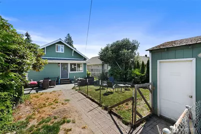 2410 Highland Avenue, Everett, WA 98201 - Photo 30