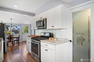 2410 Highland Ave, Everett, WA 98201 - Photo 10