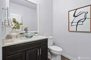1073 Pine Crest Cir NE, Issaquah, WA 98029 - Photo 10