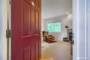 13000 Admiralty Way, Everett, WA 98204 - Photo 4