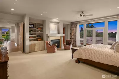 8635 NE 19th Place, Clyde Hill, WA 98004 - Photo 18
