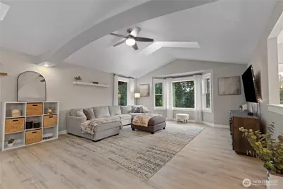 2207 186th Avenue E, Lake Tapps, WA 98391 - Photo 8