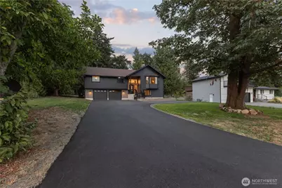 2207 186th Avenue E, Lake Tapps, WA 98391 - Photo 1