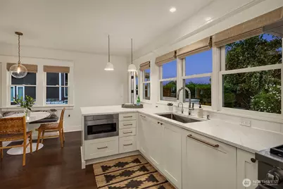 1522 34th Avenue, Seattle, WA 98122 - Photo 12
