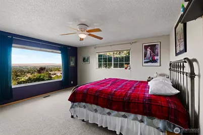 714 N 58th Avenue, Yakima, WA 98908 - Photo 12