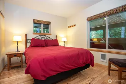 7073 Rainier Way, Glacier, WA 98244 - Photo 24
