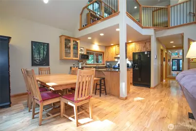 7073 Rainier Way, Glacier, WA 98244 - Photo 8