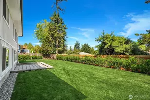 4102 96th Ave SE, Mercer Island, WA 98040 - Photo 32