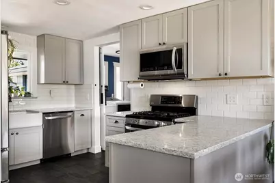 1440 NE 7th Place, Oak Harbor, WA 98277 - Photo 12
