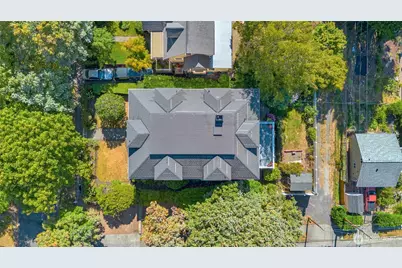 427 N Garden, Bellingham, WA 98225 - Photo 40