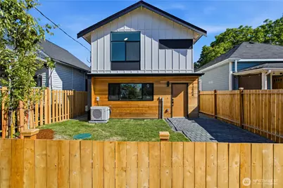 4250 S Juneau Street #A, Seattle, WA 98118 - Photo 2