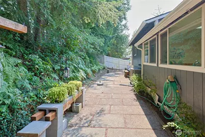 543 NE Conifer Drive, Bremerton, WA 98311 - Photo 38