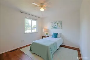 543 NE Conifer Dr, Bremerton, WA 98311 - Photo 20
