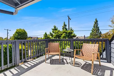 2568 28th Avenue W, Seattle, WA 98199 - Photo 20