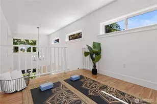 2568 28th Ave W, Seattle, WA 98199 - Photo 14