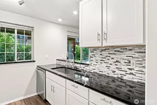 15433 Country Club Dr, Mill Creek, WA 98012 - Photo 2