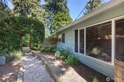 21903 42nd Place W, Mountlake Terrace, WA 98043 - Photo 2