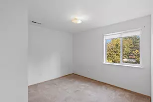 8809 Earl Ave NW, Seattle, WA 98117 - Photo 22