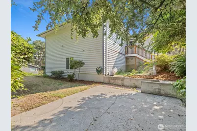 8809 Earl Avenue NW, Seattle, WA 98117 - Photo 26