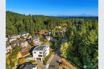 8110 119th Avenue SE, Newcastle, WA 98056 - Photo 36